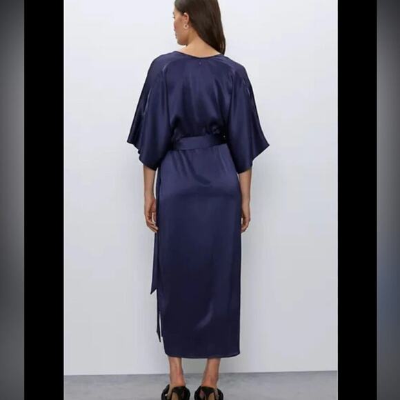 Aritzia Babaton Stanley Kimono Style Midi Maxi Dress - Picture 3 of 11